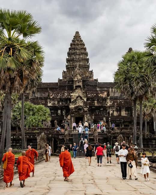 Siem Reap: Angkor Wat Tour with French-Speaking Guide - The two-day route earns its extra time
