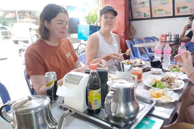 Siem Reap Authentic Breakfast and Market Tour - What the Small Group Means