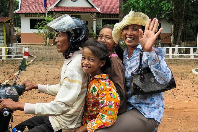 Siem Reap City Hidden Gems (Private Guided Tour) - A city tour that fills in the spaces between temple visits