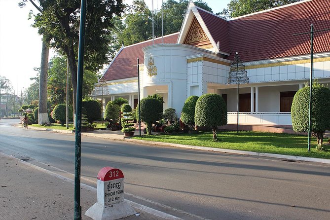 Siem Reap City Tour - Artisans Angkor ends with craft and shopping