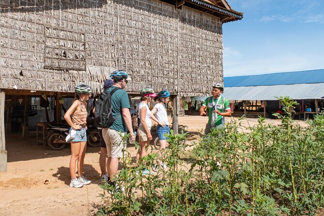Siem Reap Countryside Bike Tour / E-Bike or Tuk Tuk - Wat Po Banteaychey and village culture