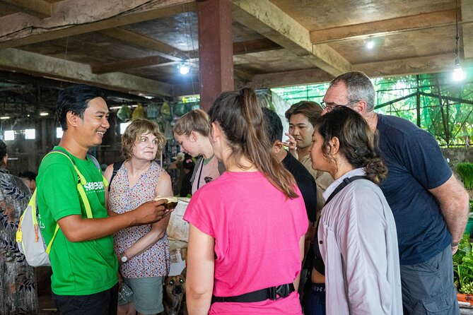 Siem Reap Countryside Sunset Bike Tour / E-Bike or Tuk Tuk - Local tastes, from mushrooms to rice wine