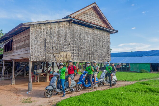 Siem Reap Countryside Sunset Vespa Tour / Tuk Tuk Available - Hotel pickup and the first look at Siem Reap