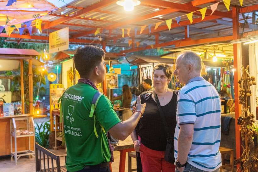 Siem Reap: Evening Food Tour with 10 Local Tastings - Street 60, bugs, and barbecued chicken