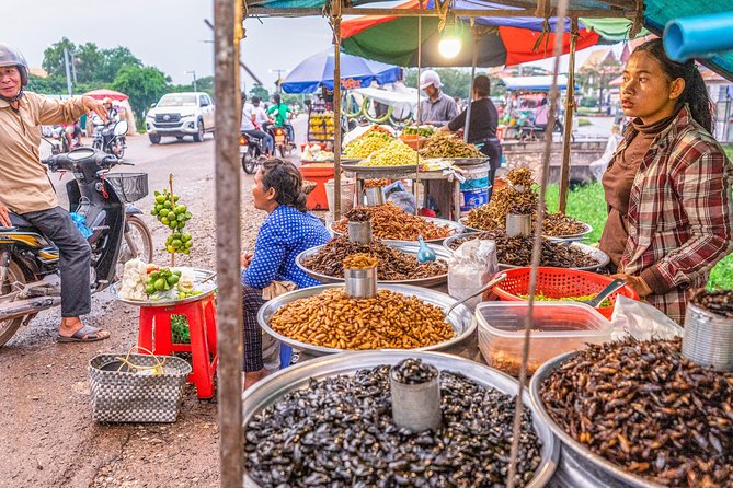 Siem Reap: Evening Foodie Vespa Tour / Tuk Tuk Available - Long’s Bar and the 1.5-hour finish