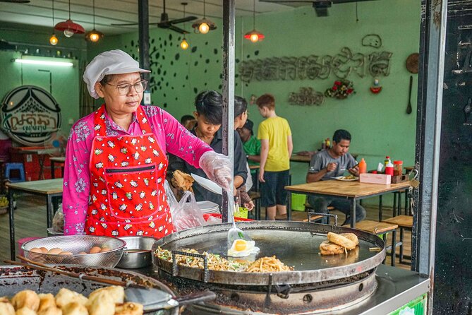 Siem Reap: Evening Foodie Vespa Tour / Tuk Tuk Available - Starting from your hotel in Krong Siem Reap