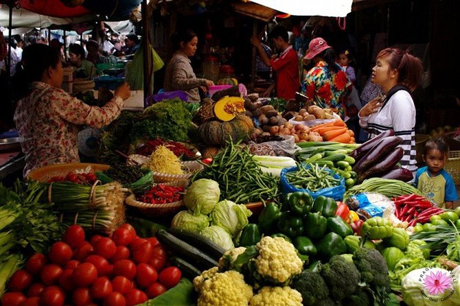 Siem Reap Evening Street foods Tours by Tuk Tuk - Key things to know before you book