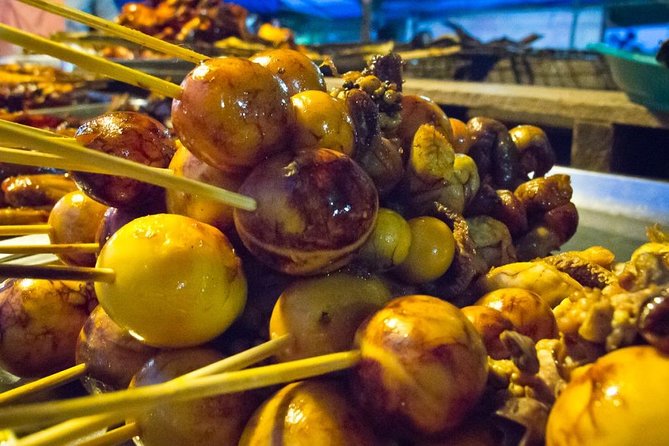 Siem Reap Evening Street foods Tours by Tuk Tuk - Who should book this experience