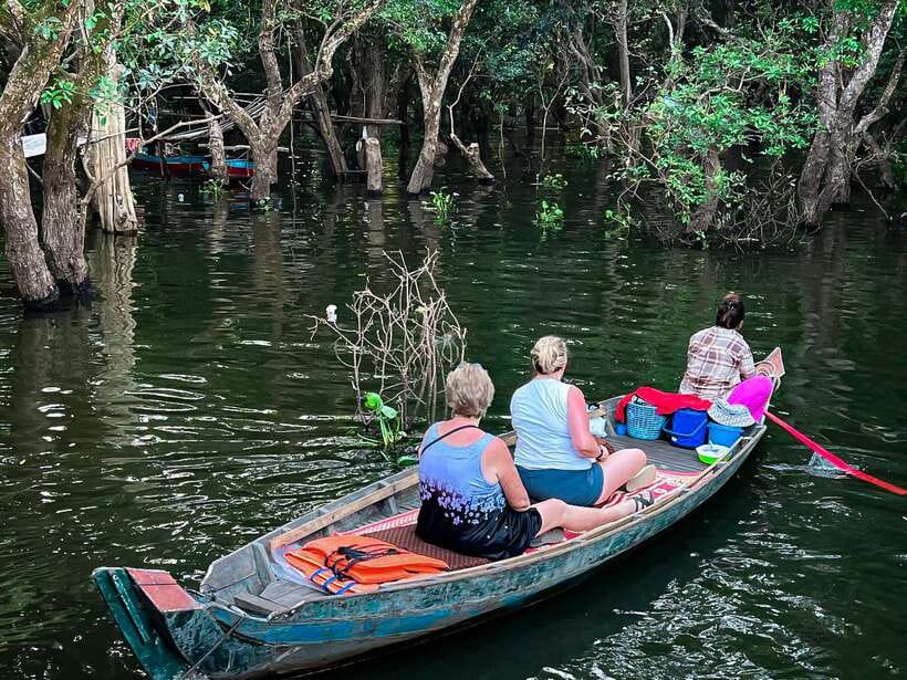 Siem Reap Floating Village Kampong Phluk Sunset with Boat - What makes this Kampong Phluk trip worth your afternoon