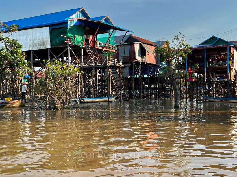 Siem Reap Floating Village Kampong Phluk Sunset with Boat - The return to Siem Reap around 7:30 p.m.