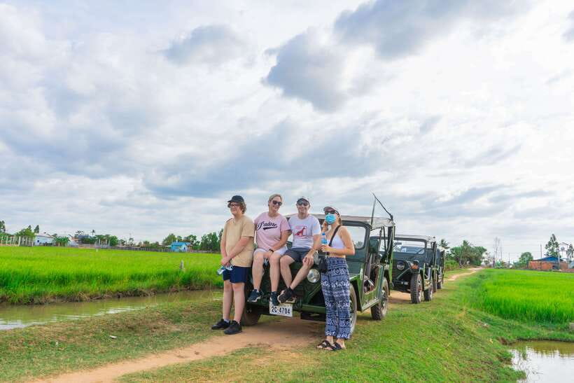 Siem Reap Floating Village Sunset Jeep Tour or SUV Car - Understanding Tonle Sap before sunset