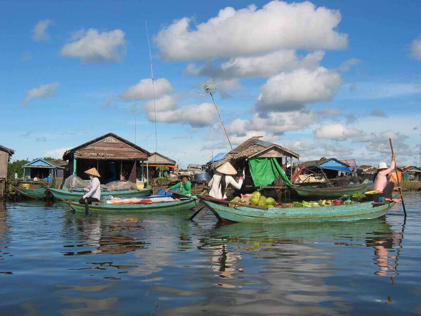 Siem Reap: Floating Village Tour - Why Tonle Sap feels different from an ordinary boat trip