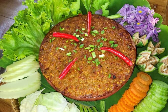 Siem Reap Food Tour By Local - Stop two: rice pancakes near the 60 Road food area