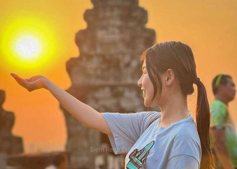 Siem Reap: Full-Day Angkor Wat Guided Tour with Sunset - Who should book, and who should think twice