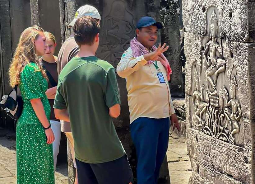 Siem Reap: Full-Day Angkor Wat Guided Tour with Sunset - Angkor Thom and Bayon: faces, gates, and royal power