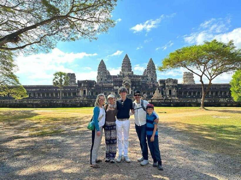 Siem Reap: Full Day Angkor Wat Temple Tour with Sunset - Key points at a glance