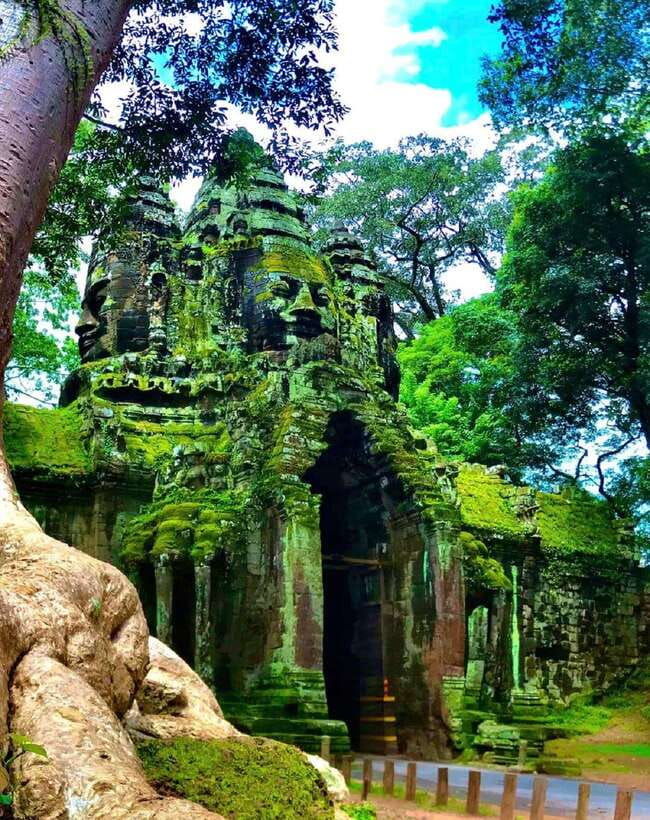 Siem Reap: Full Day Angkor Wat Temple Tour with Sunset - Who should book this tour?