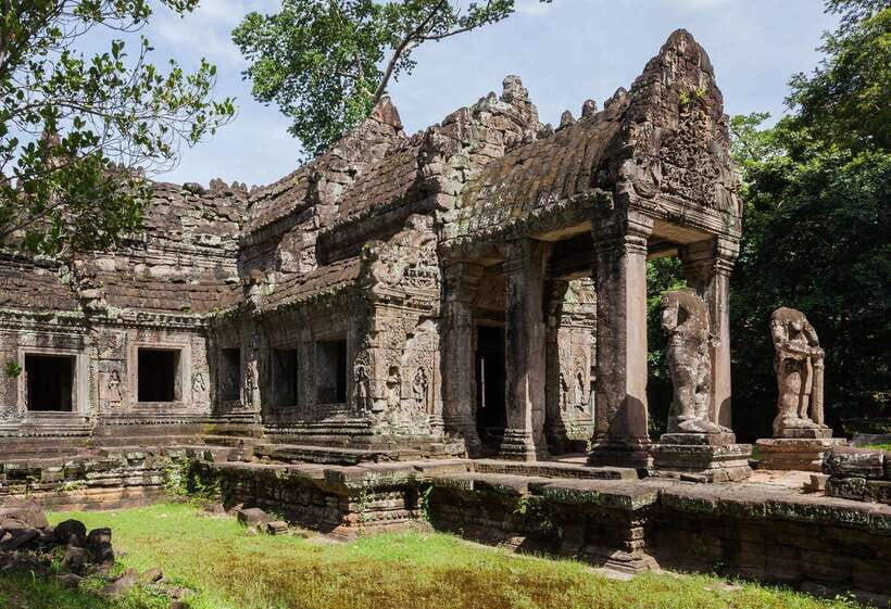 Siem Reap: Grand Circle Temples Tour With Private Tuk-Tuk - Why the Grand Circle makes a good second Angkor day