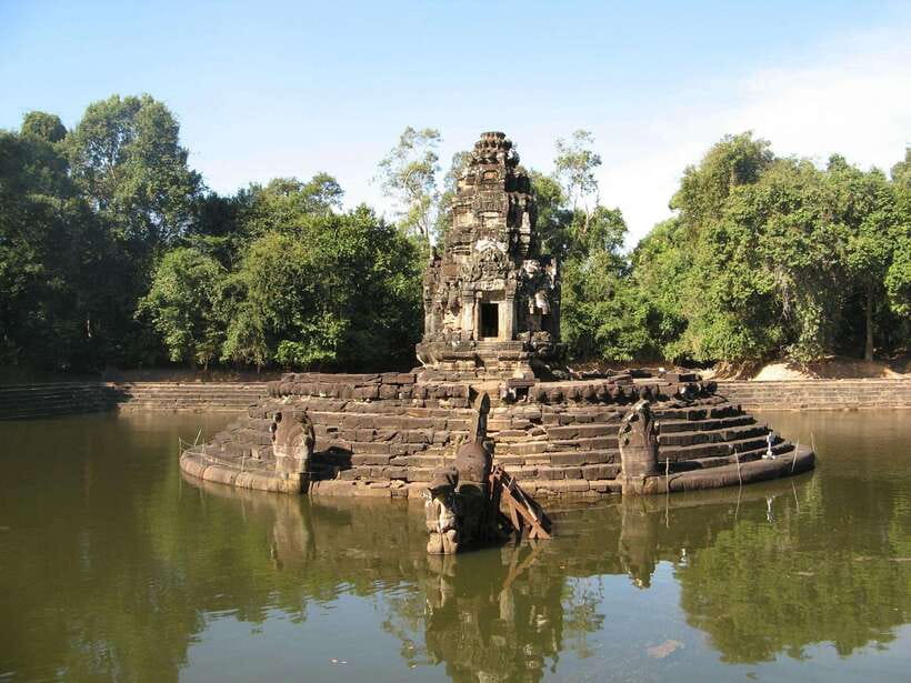 Siem Reap: Grand Circle Temples Tour With Private Tuk-Tuk - Preah Khan: the day’s biggest first stop