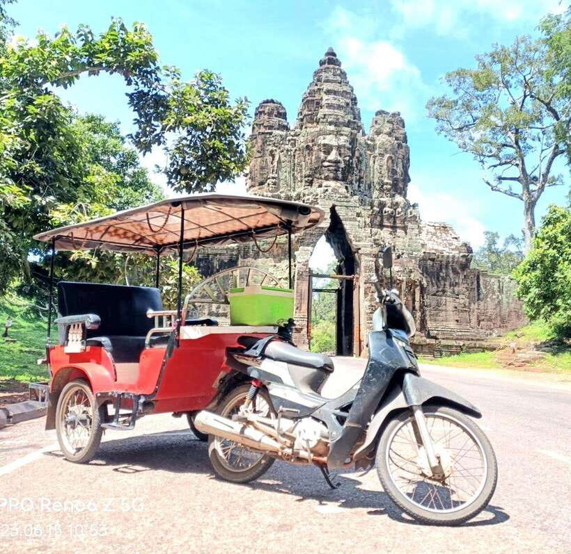 Siem Reap: Grand Circle Temples Tour With Private Tuk-Tuk - The sunrise version starts at 4:30 a.m.