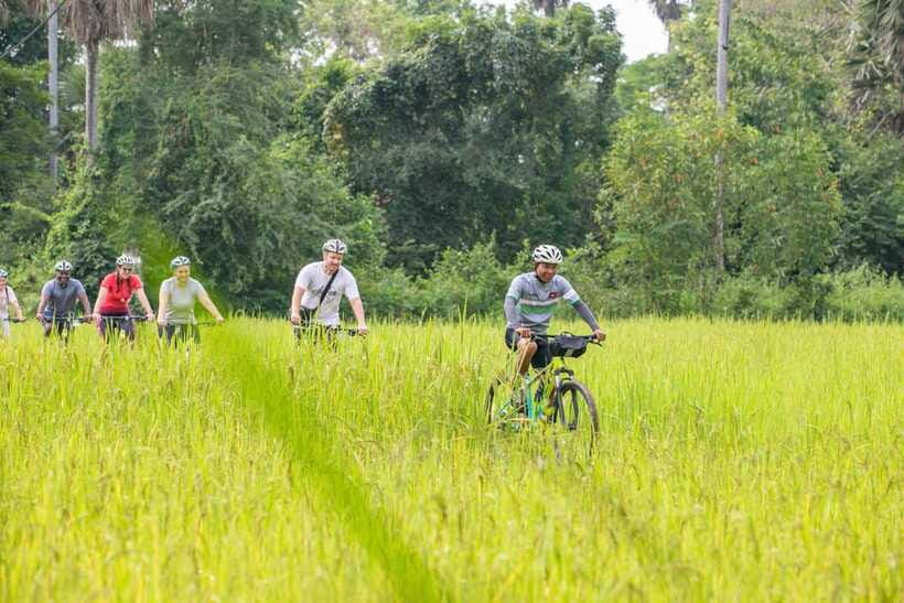 Siem Reap: Guided Countryside Bike Tour - Who should book this ride