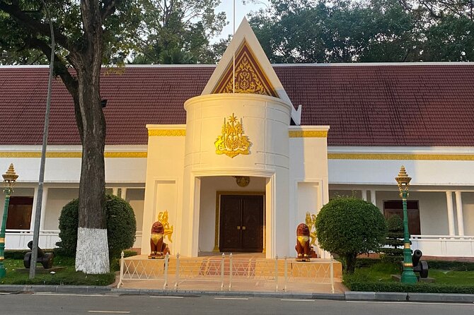 Siem Reap Guided Tour & Hero RATs at APOPO Visitor Center - What the private transport adds