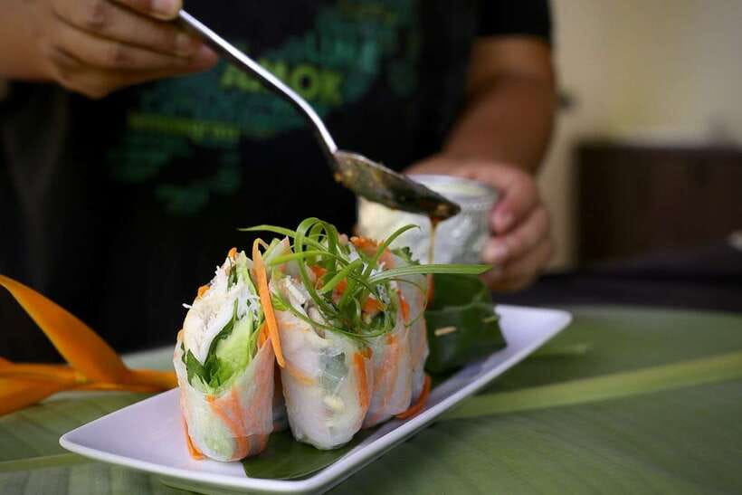Siem Reap: Half-Day Cambodian Cooking Class - Start with a Cambodian market walk