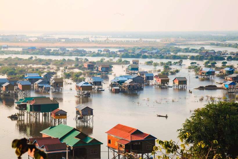 Siem Reap: Half-Day Kampong Phluk with Sunset, Boat & Guide - Why Kampong Phluk feels different from a normal village visit