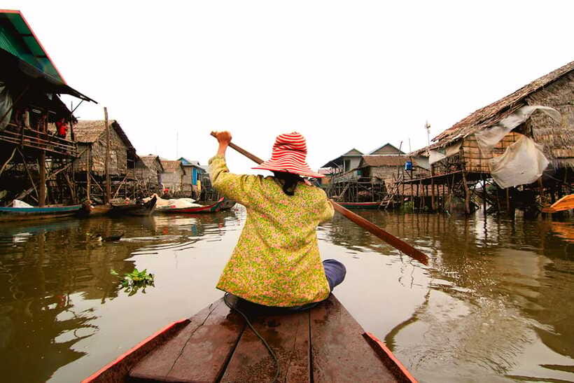 Siem Reap: Half-Day Kampong Phluk with Sunset, Boat & Guide - Motorboat through Kampong Phluk