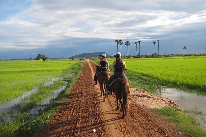 Siem Reap Happy Horse Riding Free Pick-up & Drop-off - The three-hour ride to Wat Atvea