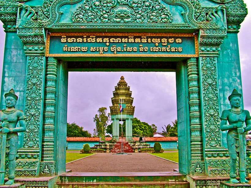 Siem Reap: Khmer Rogue, War museum &landmine museum Day Tour - A serious day beyond the Angkor temples