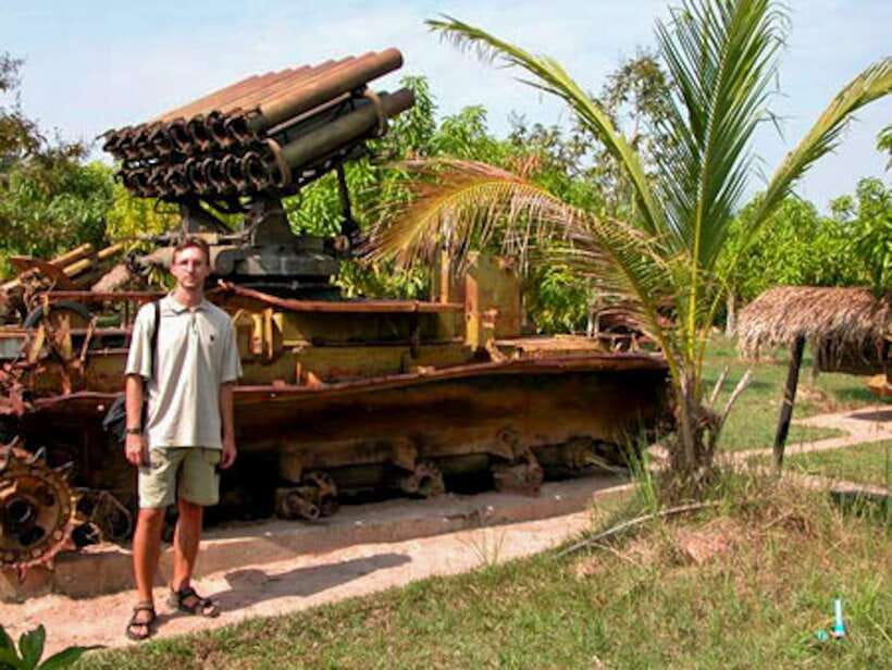 Siem Reap: Khmer Rogue, War museum &landmine museum Day Tour - Cambodia Landmine Museum: war that did not end with peace