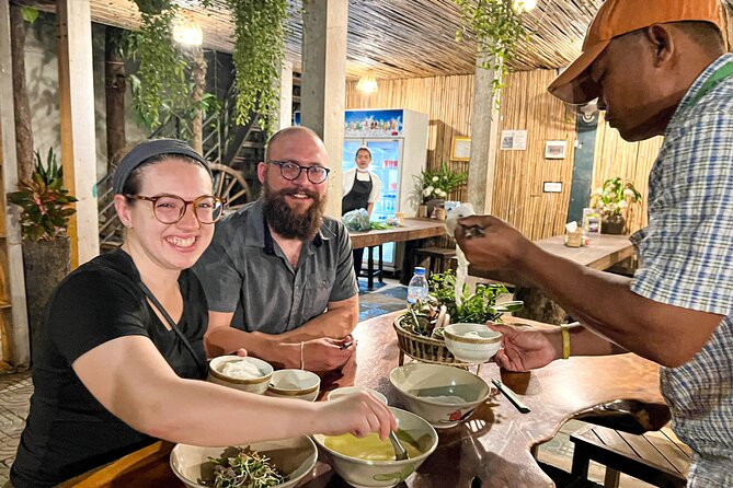 Siem Reap: Local Street Food Experience by Tuk-Tuk - Lort Cha shows how a simple noodle dish comes together