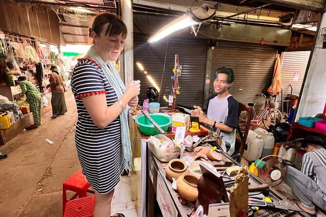 Siem Reap: Morning Bike Tours with Local Market & Lunch - Cycling through Khmer villages and rice fields