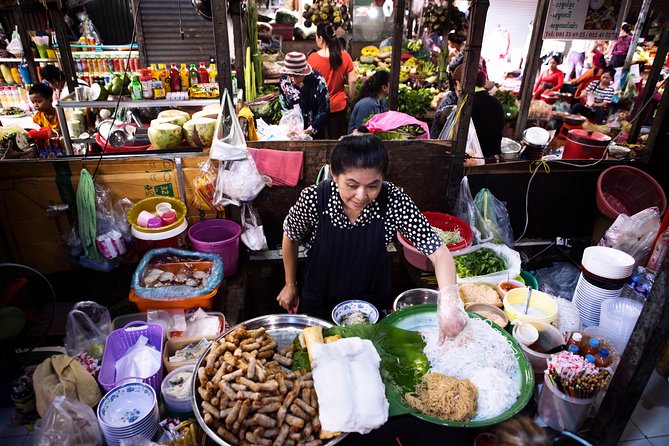 Siem Reap Morning Culinary & Culture Tour - (Vego also available) - Walking the streets and entering a pagoda