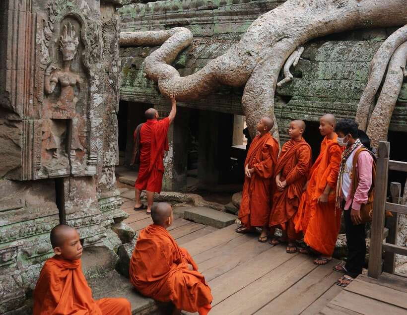 Siem Reap: Personalized Angkor Wat Sunrise/Set by TukTuk/Car - A private Angkor tour that lets you set the pace