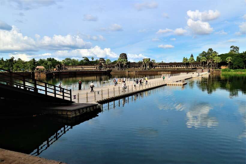 Siem Reap: Personalized Angkor Wat Sunrise/Set by TukTuk/Car - Ta Prohm and the drama of trees over stone