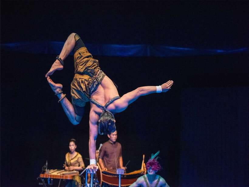 Siem Reap: Phare, Cambodian Circus with Tuk-Tuk Transfers - One hour of acrobatics, dance, and Cambodian stories