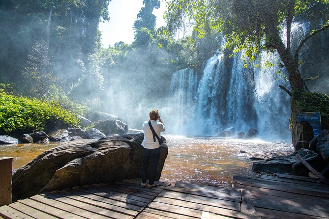 Siem Reap: Phnom Kulen National Park & Beng Mealea Private Tour - Why a private minivan changes the day