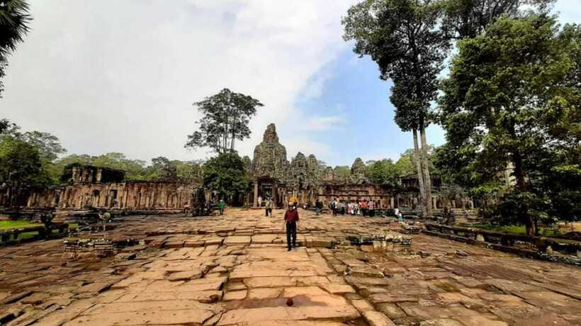 Siem Reap Private Car Charter with English Speaking Driver - Timing, hotel pickup, and airport transfers