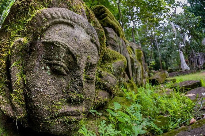 Siem Reap: Private Custom Angkor Wat Tour with Local Guide - Physical effort, comfort, and practical planning