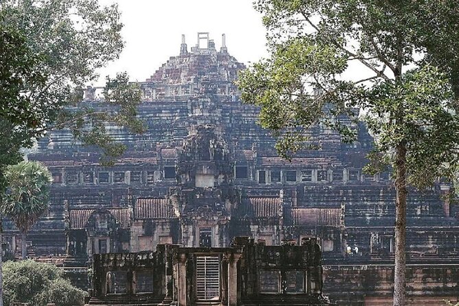 Siem Reap Private Full Day Angkor Wat Tour with Sunset or Sunrise - The royal terraces offer a change of pace