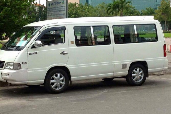 Siem Reap Private One-Way Airport Transfer - What the vehicle and driver service are like