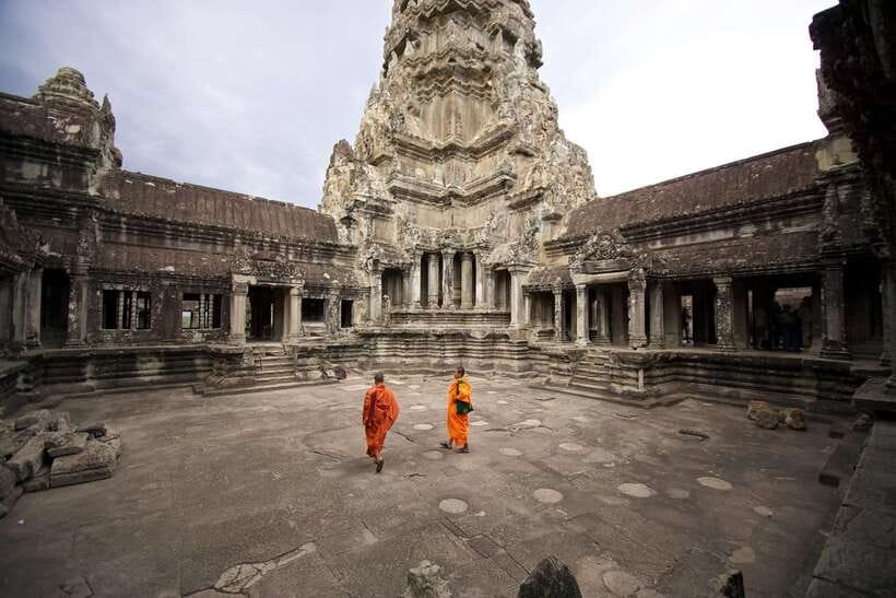 Siem Reap: Private Tour of Angkor Complex - Baphuon, Phimeanakas, and the Royal Enclosure