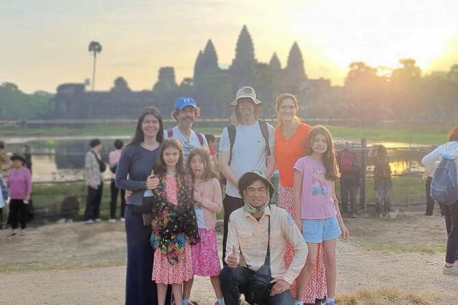 Siem Reap Shared Full-Day Guided Tour of Angkor Temples - Angkor Thom South Gate: a memorable first entrance