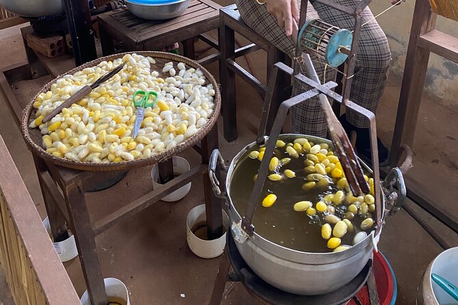 Siem Reap: Silk Farm & Countryside Offbeat Jeep Tour - Local food and basket-making stops
