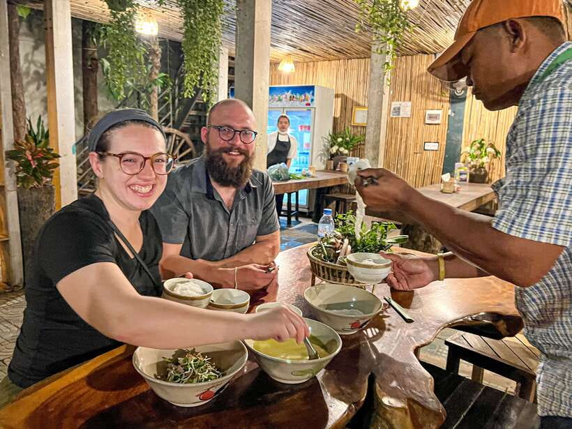 Siem Reap: Small Group Street Food Tour with Tuk-Tuk Ride - A three-hour introduction to Cambodian street food