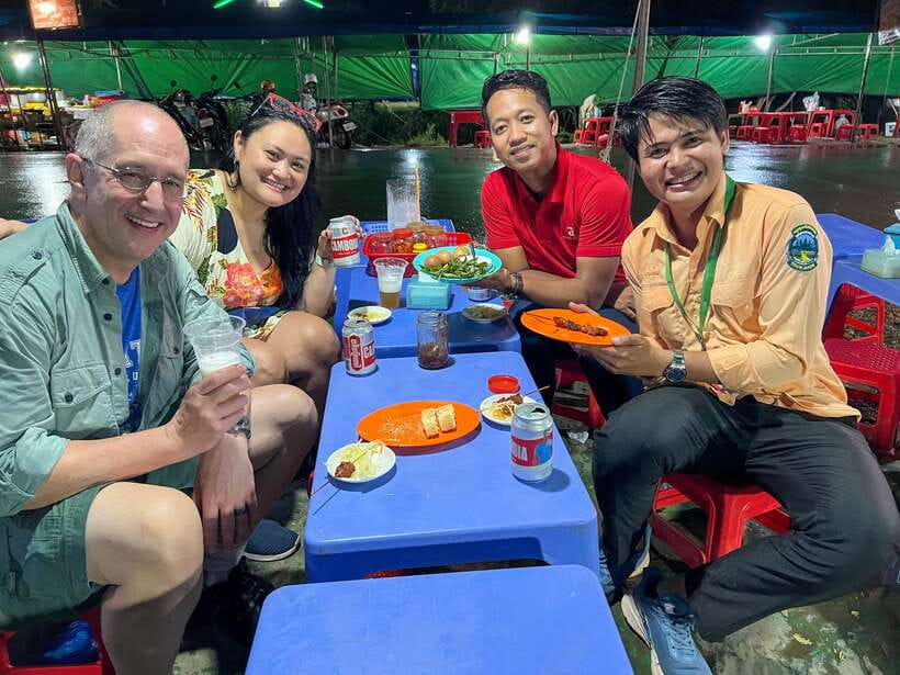 Siem Reap: Street Food Experience by Tuk-Tuk - Street 60 and the famous insect stop