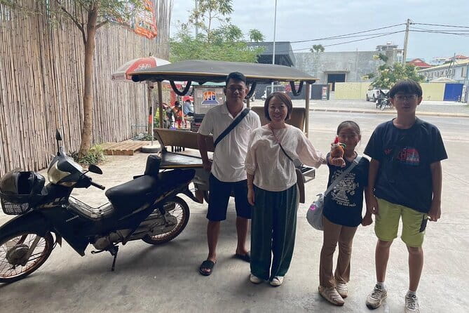 Siem Reap Temple Tuktuk Tour: Explore Angkor Wat and beyond. - Angkor Wat: the grand opening stop