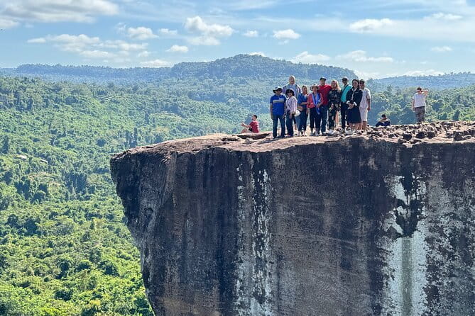 Siem Reap to Phnom Kulen: Waterfalls & 1000 Lingas Tour - Key points at a glance